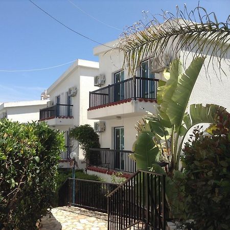Aphelandra Hotel Apartments Айя-Напа Екстер'єр фото