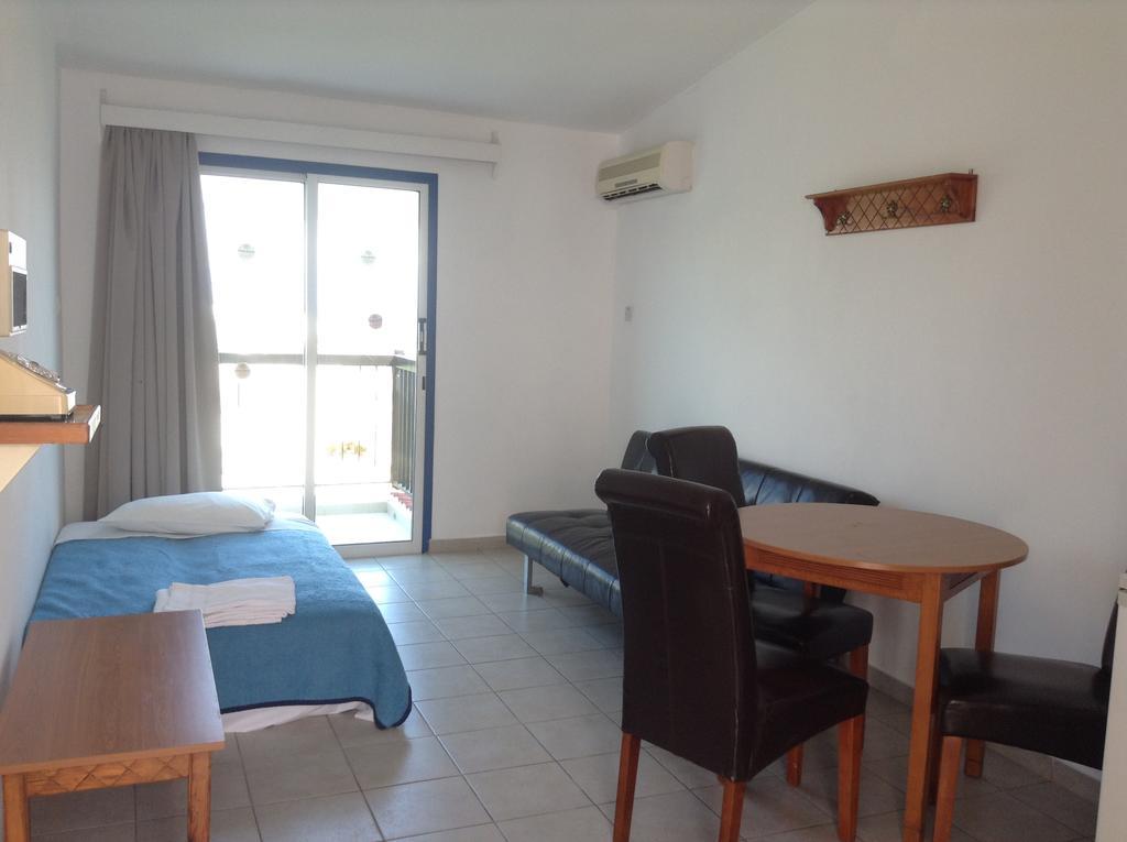 Aphelandra Hotel Apartments Айя-Напа Номер фото