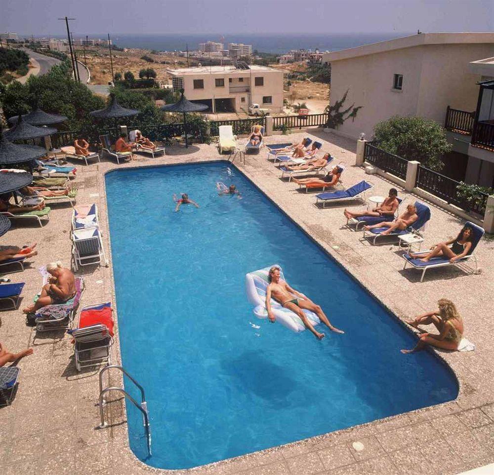 Aphelandra Hotel Apartments Айя-Напа Екстер'єр фото